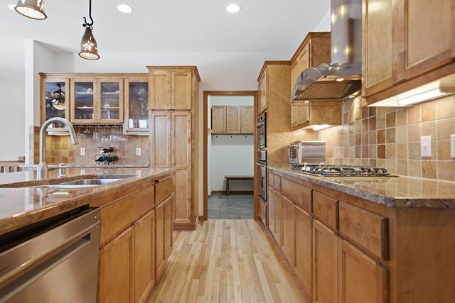 11656 Azure Lane, Inver Grove Heights, MN 55077