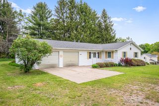 11888 Hickin Road, Milton Twp, MI 49676
