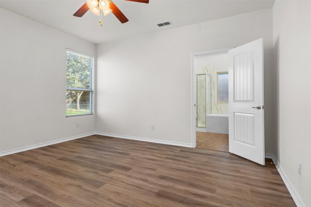 1217 Meadowlakes Drive, Azle, TX 76020