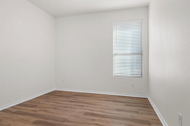 1217 Meadowlakes Drive, Azle, TX 76020