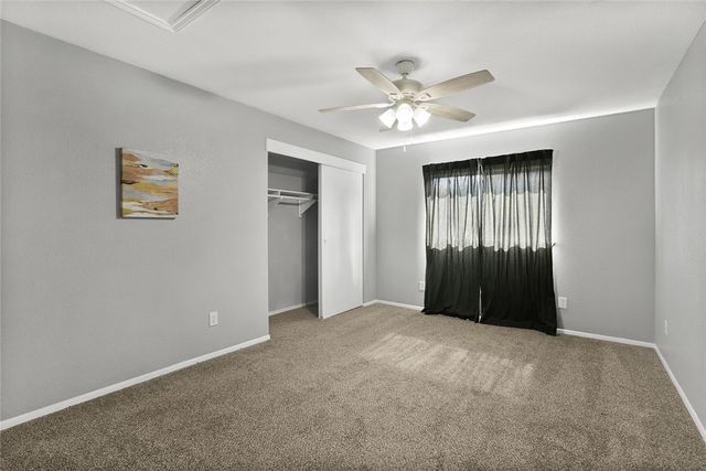 905 Saint Bernard St, Corpus Christi, TX 78418