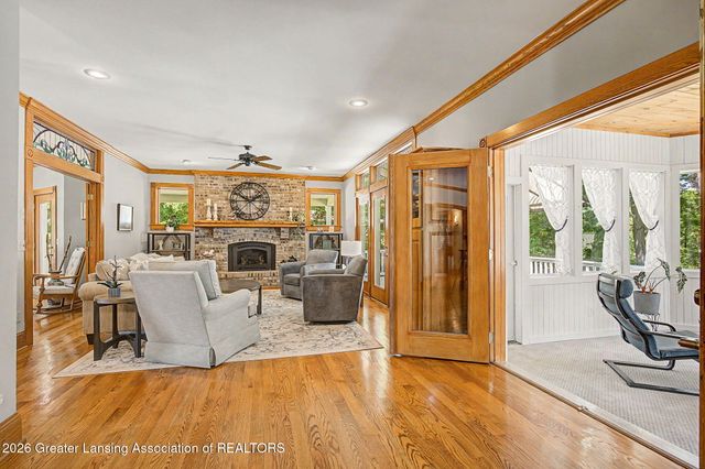 8628 Hearth Stone Way, Grand Ledge, MI 48837