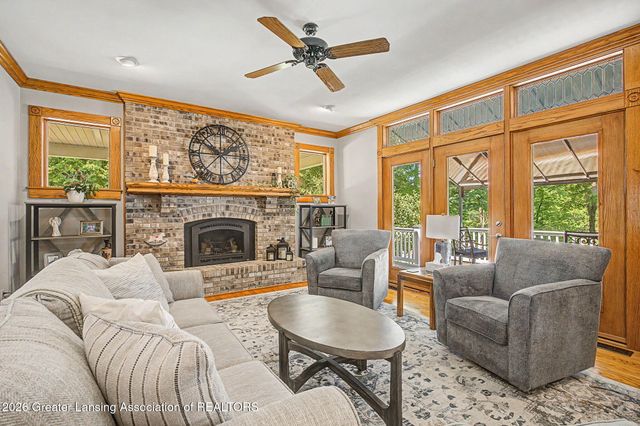 8628 Hearth Stone Way, Grand Ledge, MI 48837