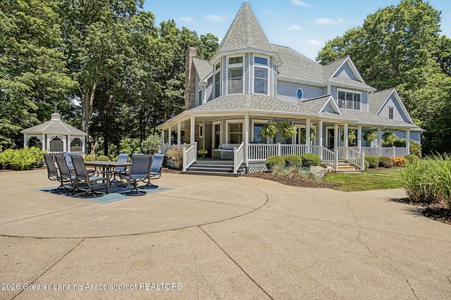 8628 Hearth Stone Way, Grand Ledge, MI 48837
