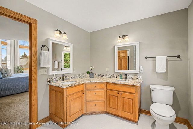 8628 Hearth Stone Way, Grand Ledge, MI 48837