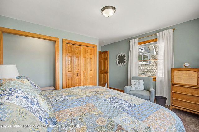 8628 Hearth Stone Way, Grand Ledge, MI 48837