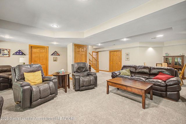 8628 Hearth Stone Way, Grand Ledge, MI 48837