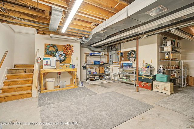 8628 Hearth Stone Way, Grand Ledge, MI 48837