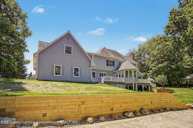 8628 Hearth Stone Way, Grand Ledge, MI 48837