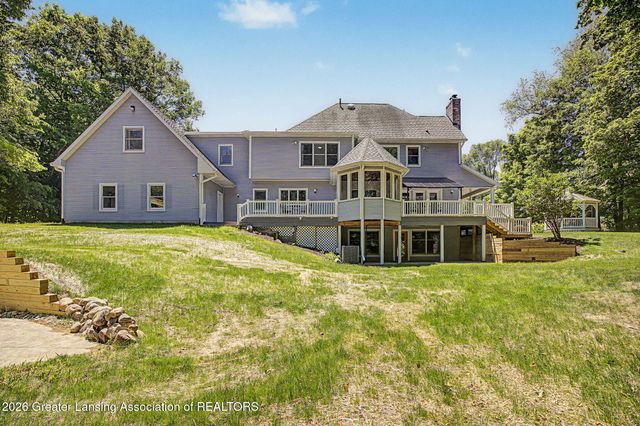 8628 Hearth Stone Way, Grand Ledge, MI 48837
