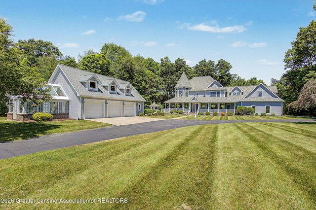 8628 Hearth Stone Way, Grand Ledge, MI 48837