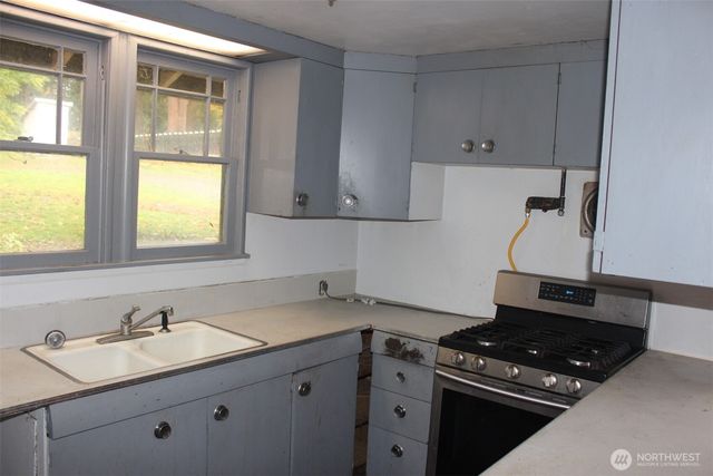 9615 39th St Ct NW, Gig Harbor, WA 98335