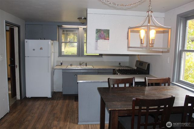 9615 39th St Ct NW, Gig Harbor, WA 98335