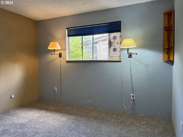46791 WINFREY Rd, Westfir, OR 97492