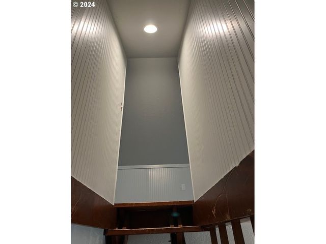 46791 WINFREY Rd, Westfir, OR 97492