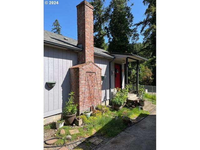 46791 WINFREY Rd, Westfir, OR 97492