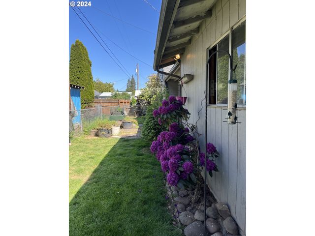 46791 WINFREY Rd, Westfir, OR 97492