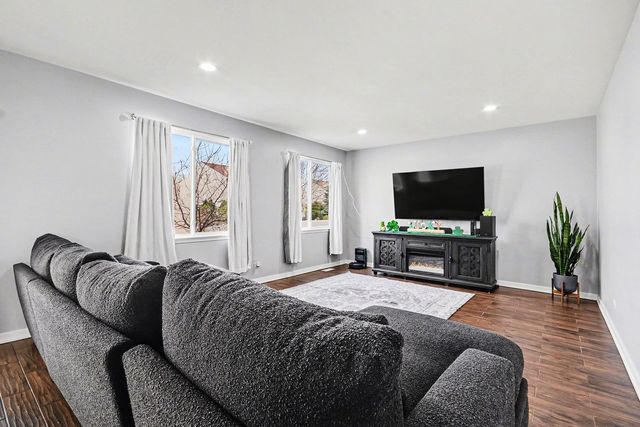 14450 Independence Drive, Plainfield, IL 60544