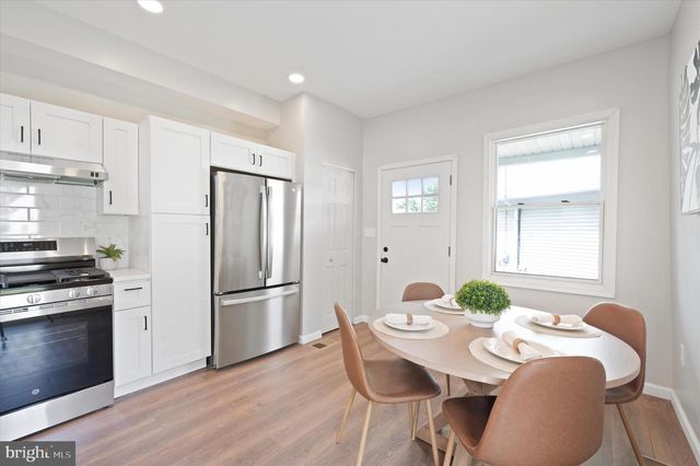 721 MOUNT VERNON AVE, Folsom, PA 19033