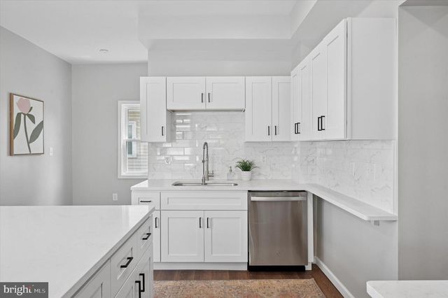 721 MOUNT VERNON AVE, Folsom, PA 19033