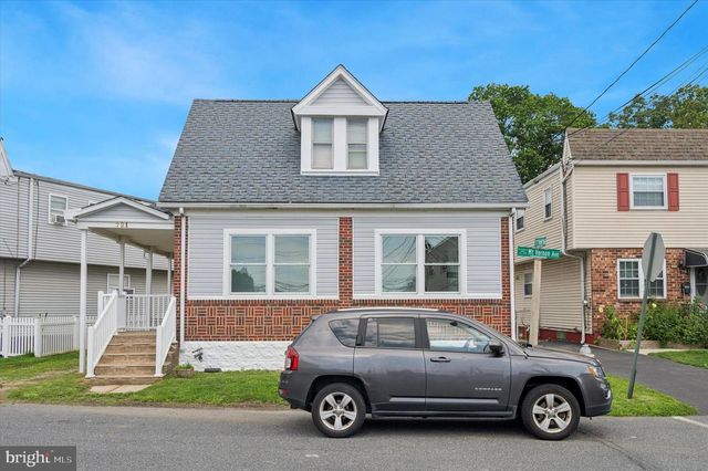 721 MOUNT VERNON AVE, Folsom, PA 19033