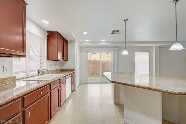 6844 Treble Clef Avenue, Las Vegas, NV 89139