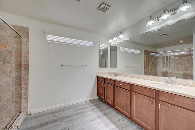 6844 Treble Clef Avenue, Las Vegas, NV 89139