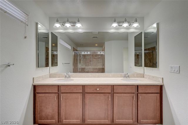 6844 Treble Clef Avenue, Las Vegas, NV 89139