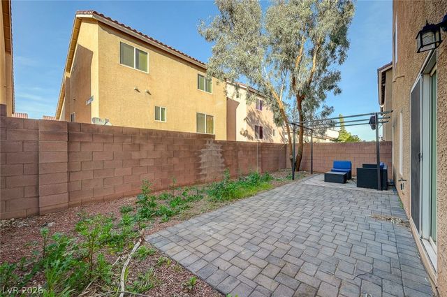 6844 Treble Clef Avenue, Las Vegas, NV 89139