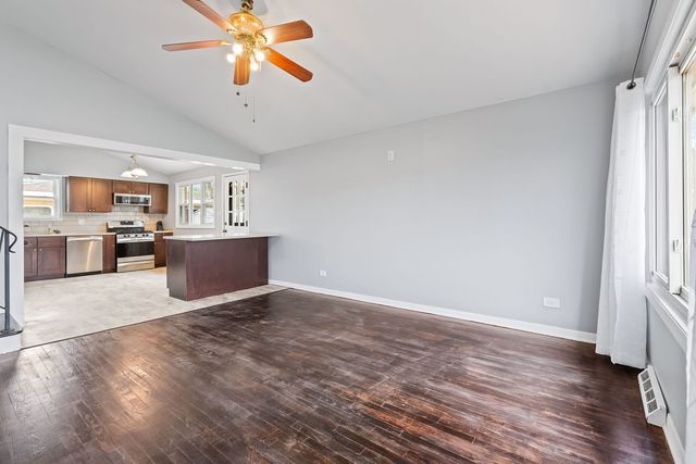 9907 W Fullerton Avenue, Melrose Park, IL 60164