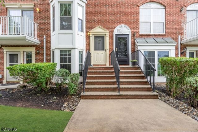 709 Dunn Cir, Bridgewater Twp., NJ 08807