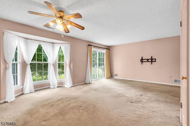 709 Dunn Cir, Bridgewater Twp., NJ 08807