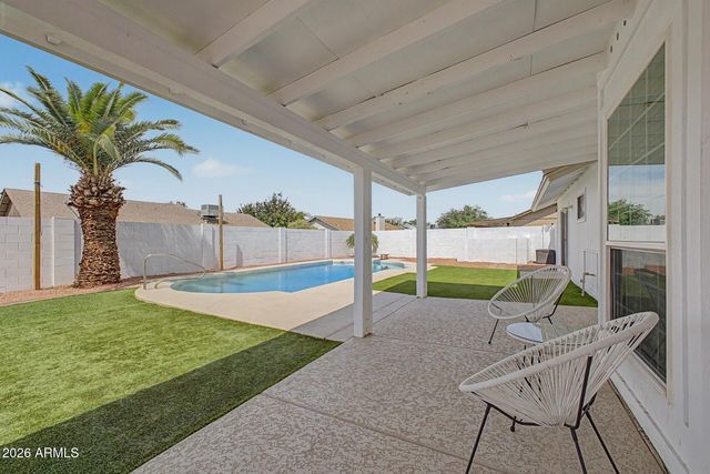 18250 N 39th Avenue, Glendale, AZ 85308