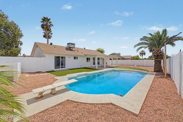 18250 N 39th Avenue, Glendale, AZ 85308