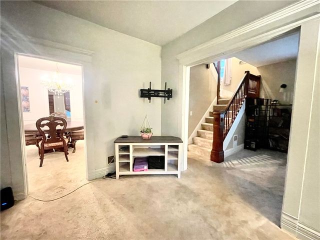 457 North Seward Avenue, Auburn, NY 13021