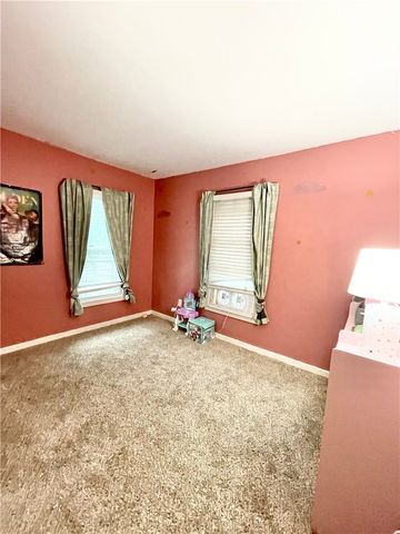 457 North Seward Avenue, Auburn, NY 13021