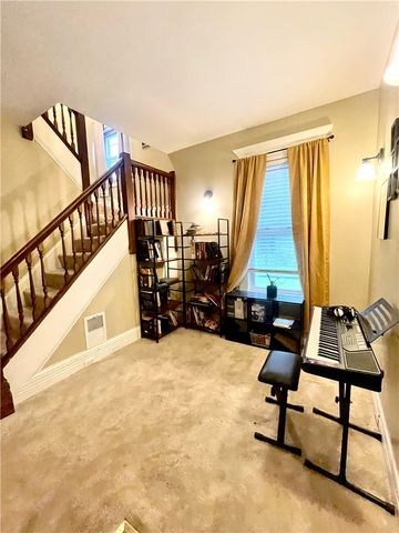 457 North Seward Avenue, Auburn, NY 13021