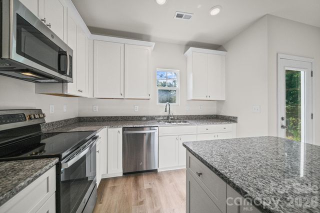 511 N Hill Street A and B, Dallas, NC 28034