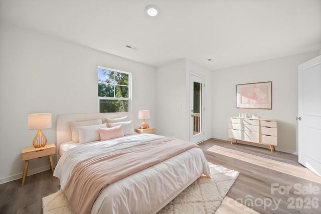 511 N Hill Street A and B, Dallas, NC 28034