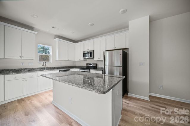 511 N Hill Street A and B, Dallas, NC 28034