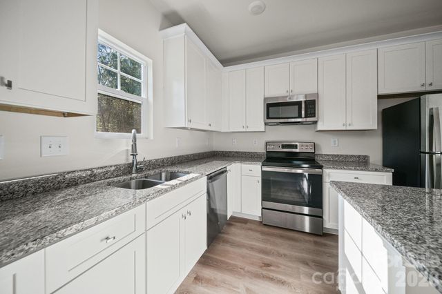 511 N Hill Street A and B, Dallas, NC 28034