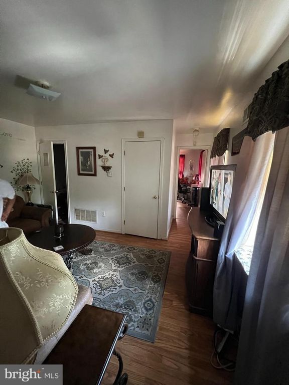 200 GILMOR ST, Baltimore, MD 21223