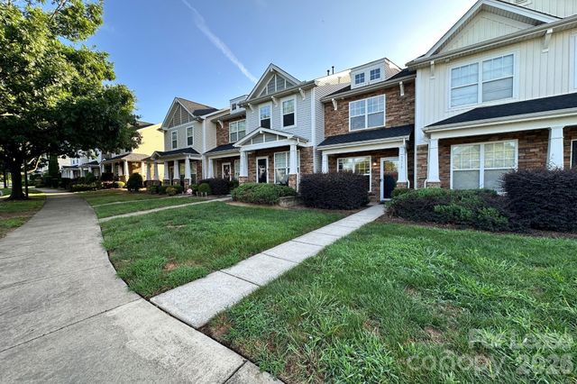 5112 Prosperity Church Road, Charlotte, NC 28269