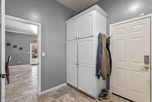 26050 Cumberland Road, Tehachapi, CA 93561