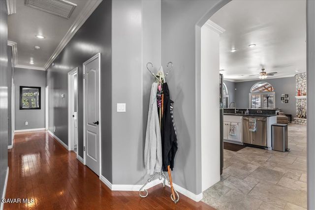 26050 Cumberland Road, Tehachapi, CA 93561