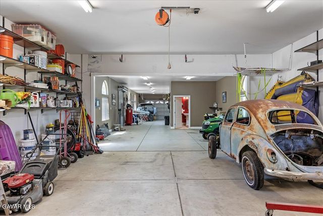 26050 Cumberland Road, Tehachapi, CA 93561