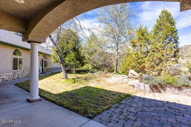 26050 Cumberland Road, Tehachapi, CA 93561