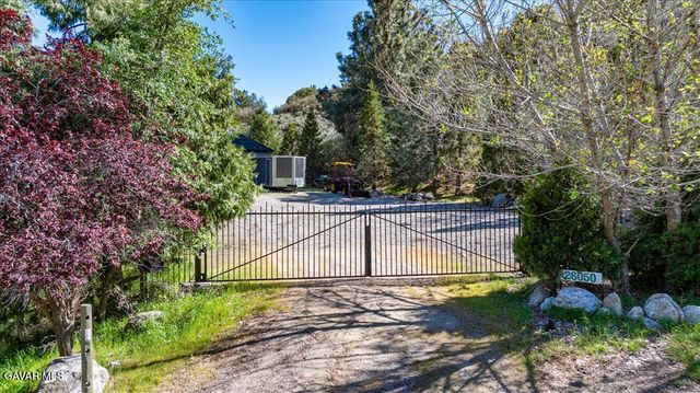 26050 Cumberland Road, Tehachapi, CA 93561