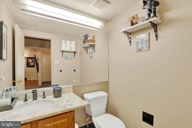 58 SUTPHIN PNES PNES, Yardley, PA 19067