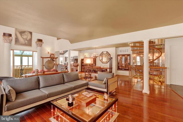 58 SUTPHIN PNES PNES, Yardley, PA 19067